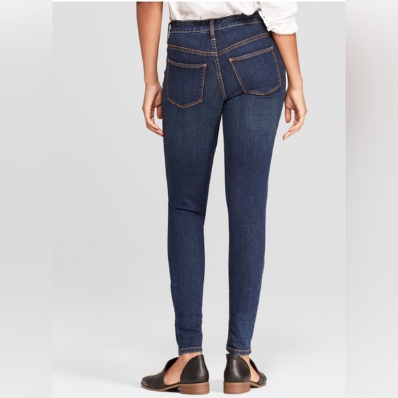 Universal Threads high‎ rise leggings. Size 8/29S. - Picture 2 of 6